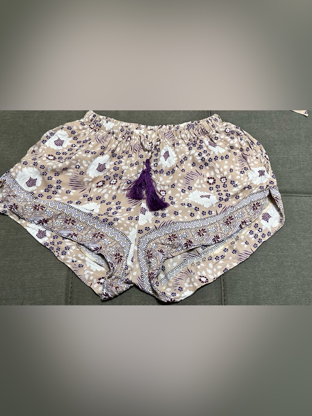 Natalie Martin Shorts Vintage Flowers Cream XS - Picture 3 of 10